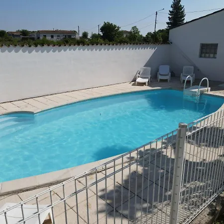 Le Dugas Apartmán